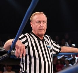 Earl Hebner