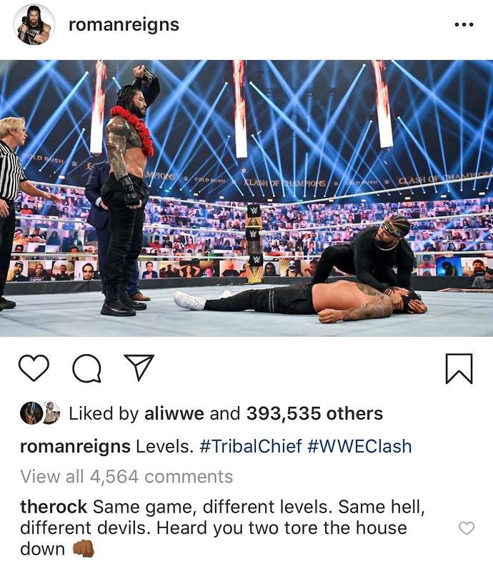 The Rock regardait Clash of Champions