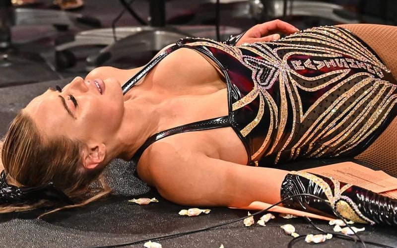Spoiler sur les plans de la WWE avec Lana après des bosses de table sur Raw 2 Spoiler sur les plans de la WWE avec Lana après des bosses de table sur Raw 2