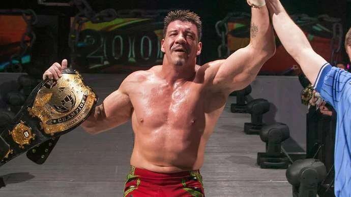 Guerrero a remporté le championnat de la WWE en 2004