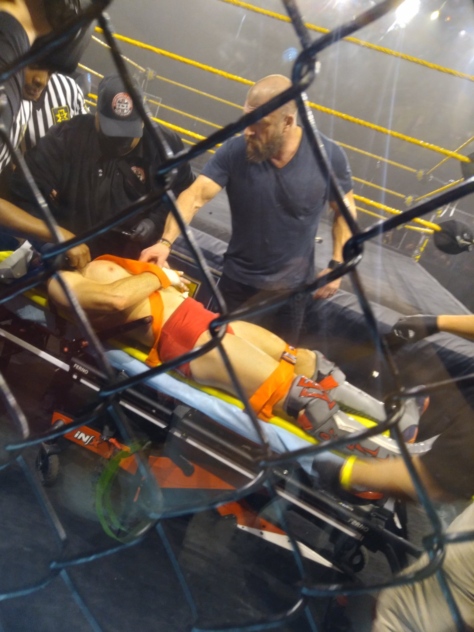 WWE NXT: Match pour le titre annoncé;  Top Star étiré après la blessure 2