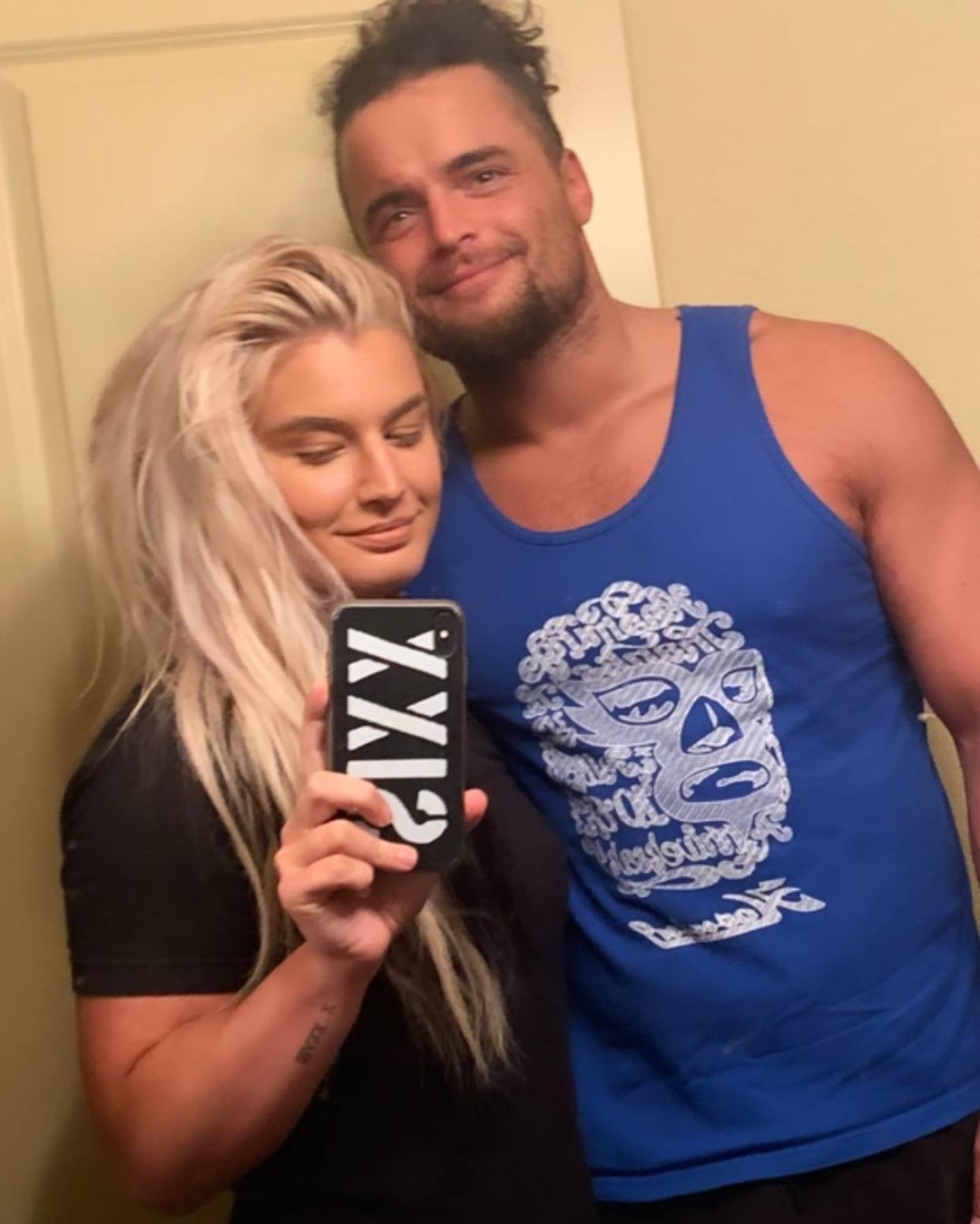 La star de la WWE Toni Storm laisse le plus doux message à son petit ami 2