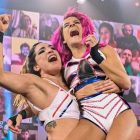 Nia Jax réagit à Dakota Kai et Raquel Gonzalez remportant les titres par équipe féminine de la WWE 