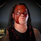 Kane honoré de la résolution conjointe du Sénat pour son intronisation au Temple de la renommée de la WWE 