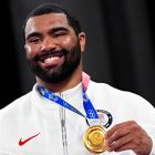 Gable Steveson reviendra à la lutte des Gophers et poursuivra la WWE en même temps 