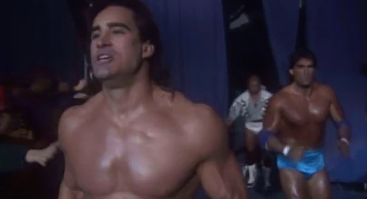 Le trio de visages est composé de (d'avant en arrière : Tom Zenk, Johnny Gunn, Shane Douglas).