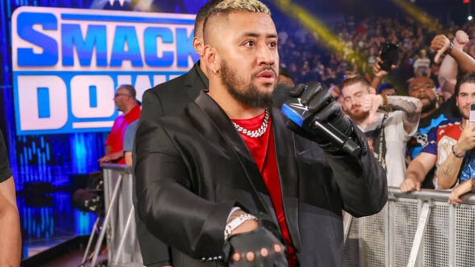 Solo Sikoa Pins Cody Rhodes, Earns Victory For The Bloodline At WWE Money In The Bank