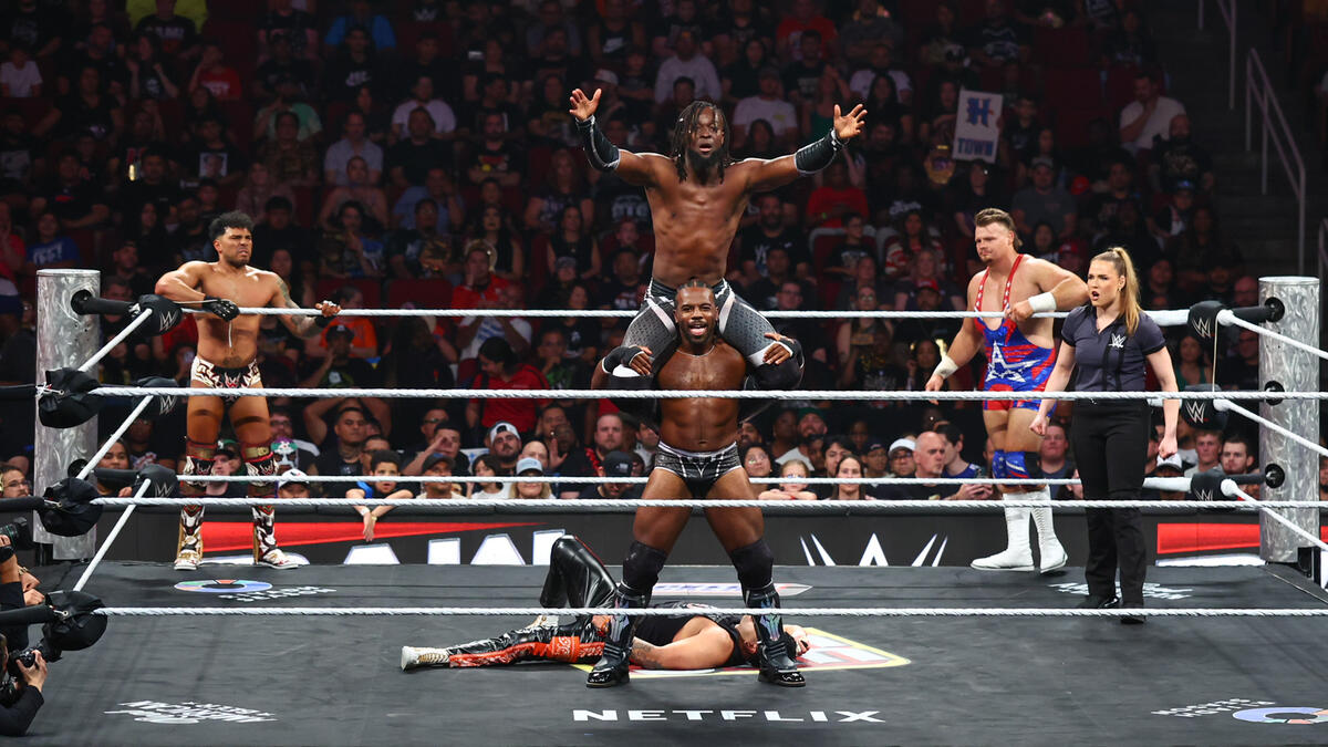 After Months Of Teasing A Breakup, WWE Has Quietly Disbanded This Heel Tag Team