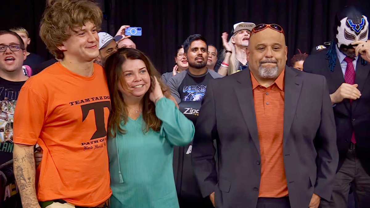 Taz to be Inducted Into 2300 Arena Hardcore Hall of Fame, Backstage Update on HOOK’s Surprise Return on 8/27 AEW Dynamite Show & His New Entrance Song, Mark Briscoe Announces Birth of New Child in Family – TPWW