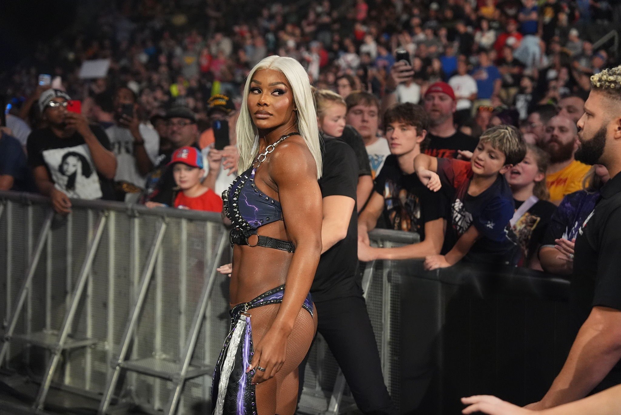 Booker T offers his assistance to Jade Cargill