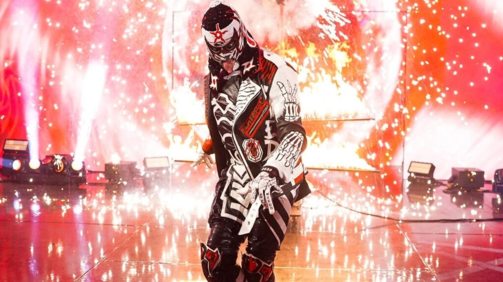 Penta Qualifies For Men's MITB Ladder Match After Replacing Solo Sikoa On WWE Raw